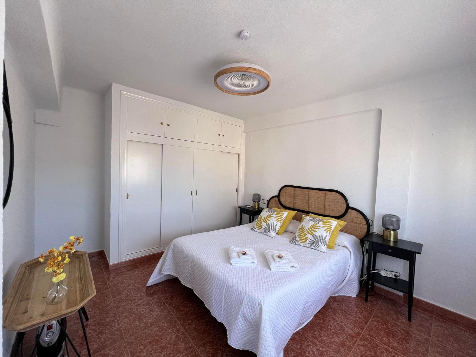 Gran Apartamento Con Parking Gratis Centro De Μάλαγα Εξωτερικό φωτογραφία