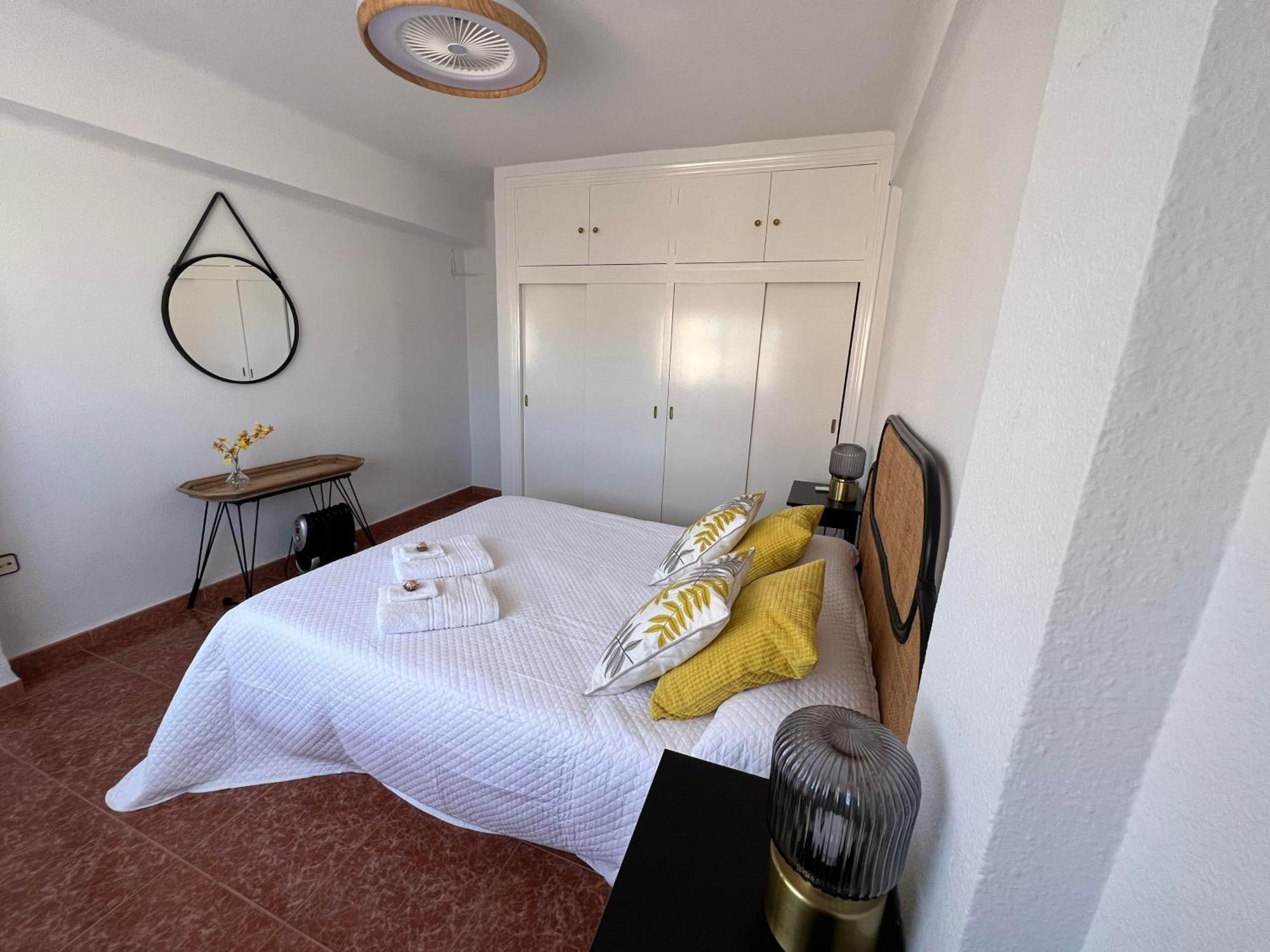 Gran Apartamento Con Parking Gratis Centro De Μάλαγα Εξωτερικό φωτογραφία